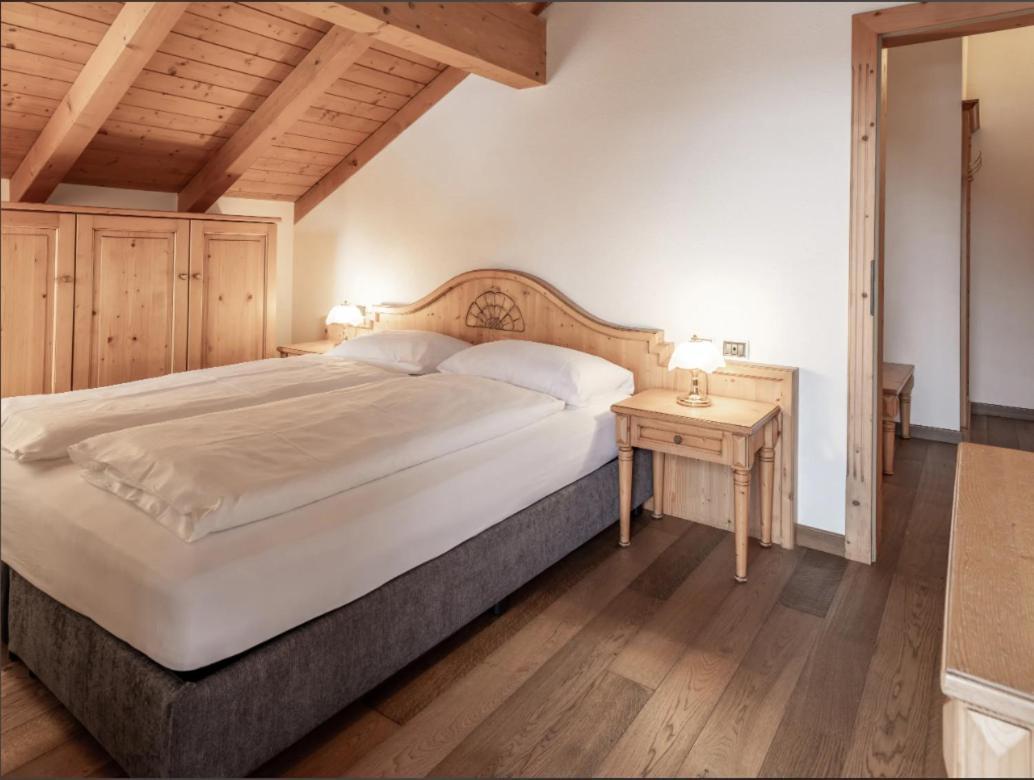 Hotel Bad Waldbrunn Welsberg Exteriör bild