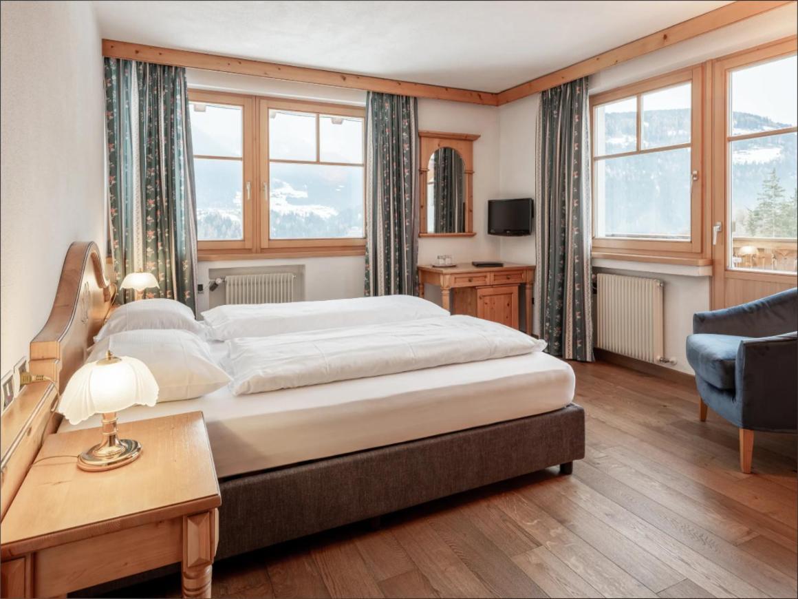 Hotel Bad Waldbrunn Welsberg Exteriör bild